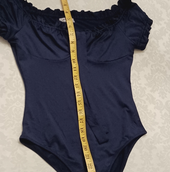 Milkmaid off or on shoulder body suit by Zeagoo. NWT - Picture 5 of 9